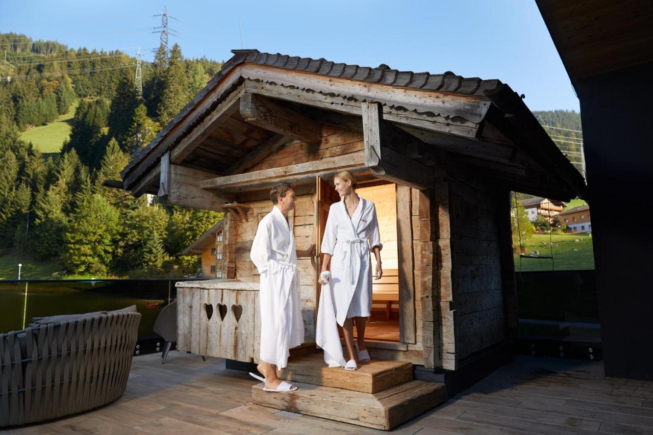 Almhof Family Und Wellness Resort ゲルロス エクステリア 写真